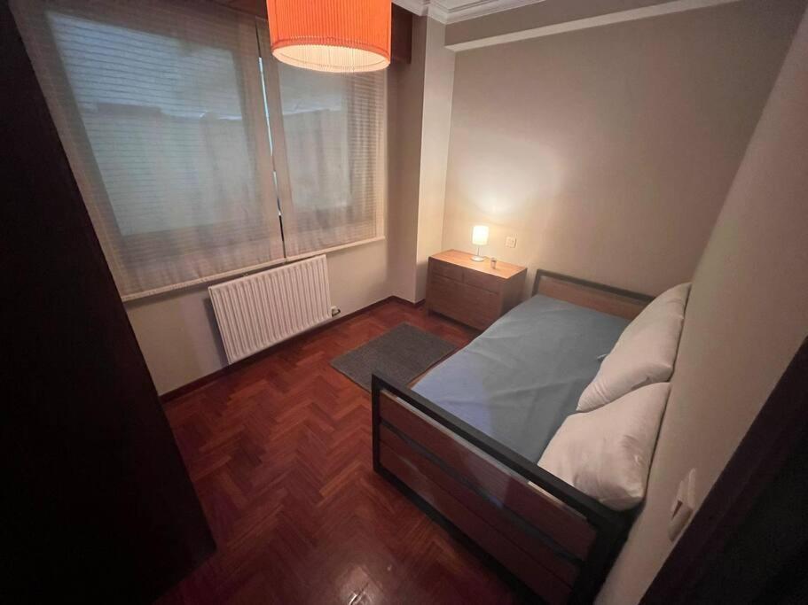 Piso En Bouzas Con Vistas A La Ria Apartment Vigo Bagian luar foto